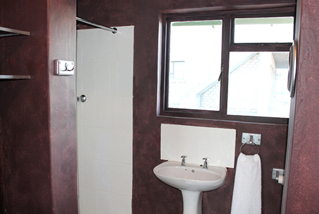 GI 2200 flat bathroom copy
