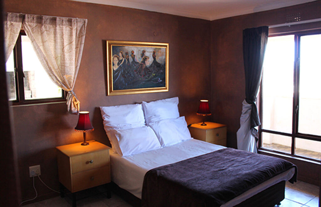 GI 2200 flat main bedroom bed close copy