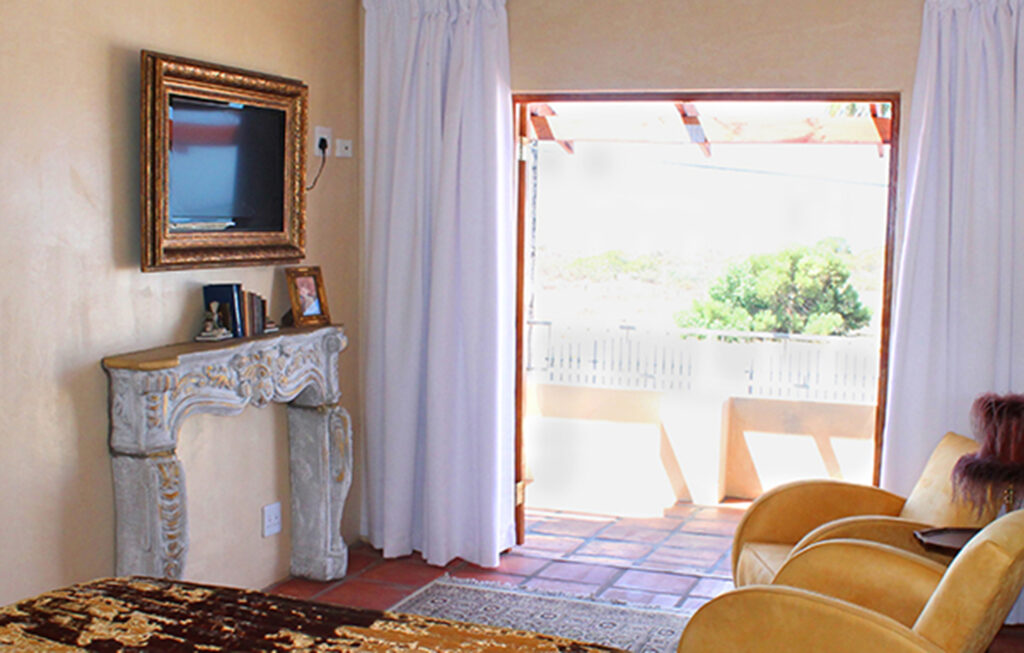 GI 2200 room 1 bed view coped copy