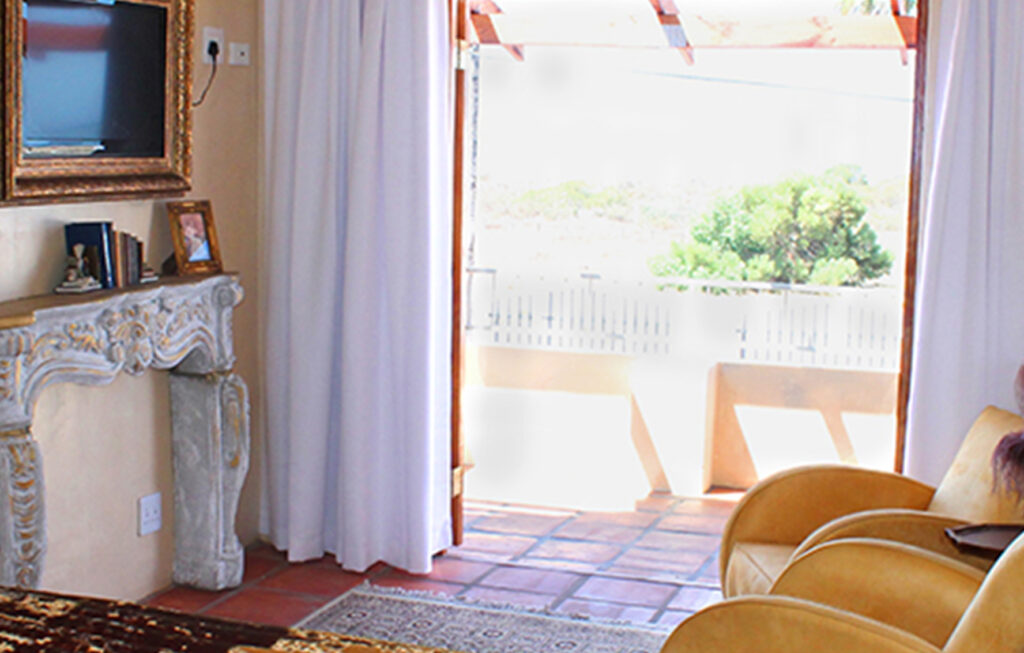 GI 2200 room 1 bed view coped copy