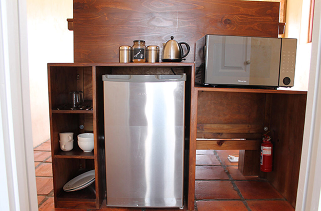 GI 2200 room 4 kitchenette copy