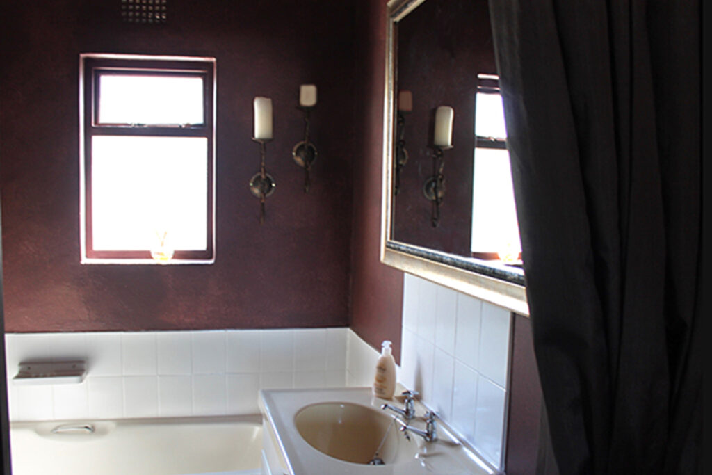GI 2200 room 5 bathroom copy